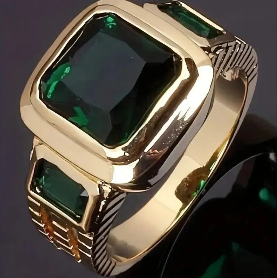 Gold Emerald Signet Ring