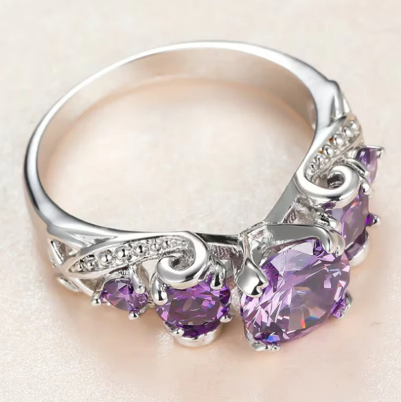 Silver Amethyst Vintage Ring