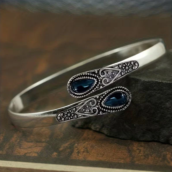 Crimson Elegance Filigree Bracelet