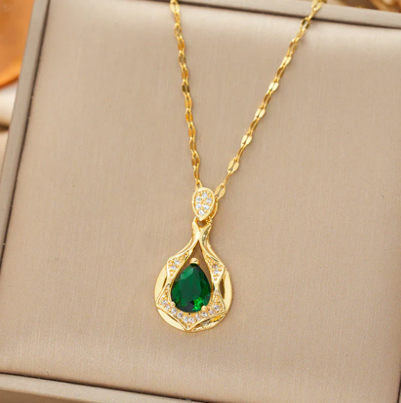Gold Emerald Teardrop Pendant Necklace