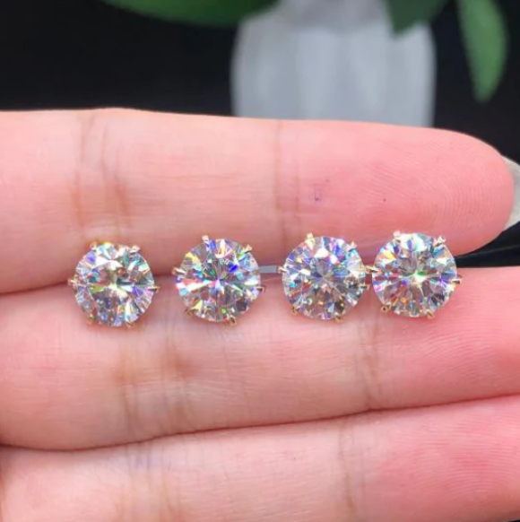 Aria Stud Earrings