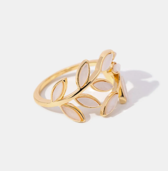 Gold Leaf Motif Ring
