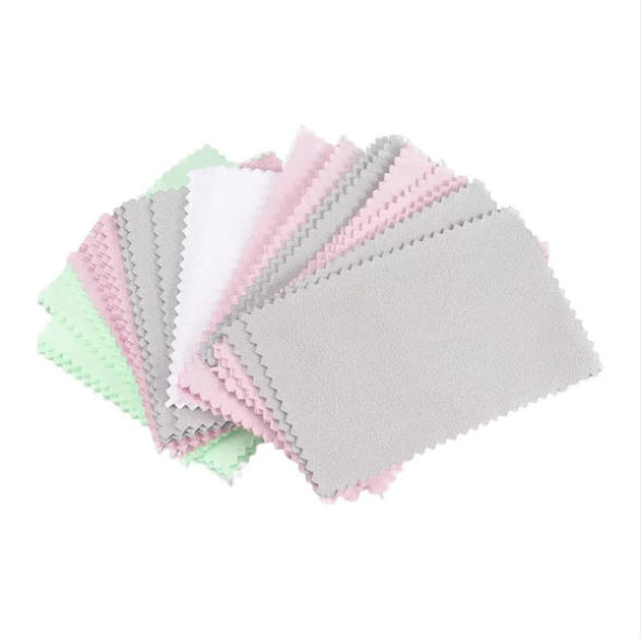 Claire's premium jewelry cleaning wipes