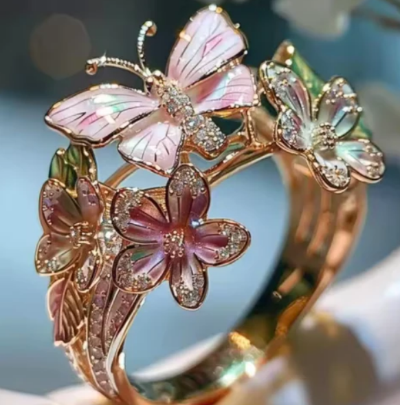 Vintage Golden Prifddinas Floral Ring
