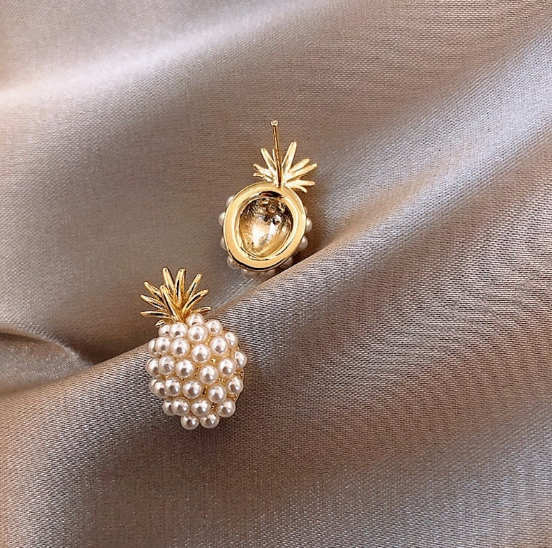 Gold Cluster Pearl Stud Earrings