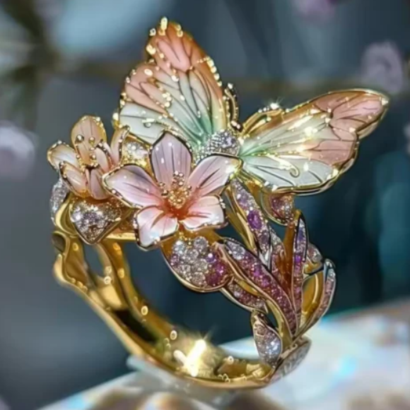 Vintage Golden Prifddinas Floral Ring