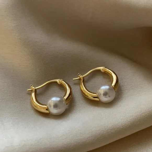 Elegant Gold Pearl Earrings