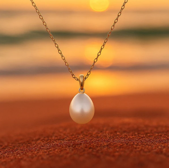 Ria | Pearl Necklace with Thin Chain