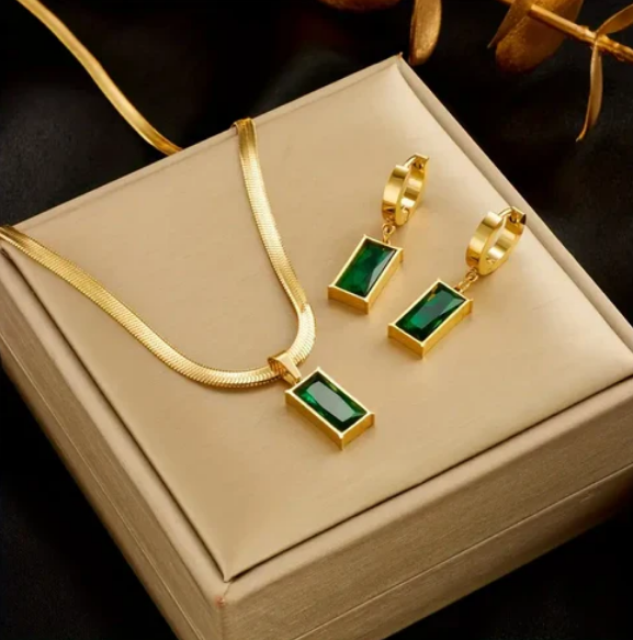 Iselotte Verdain Jewelry Set