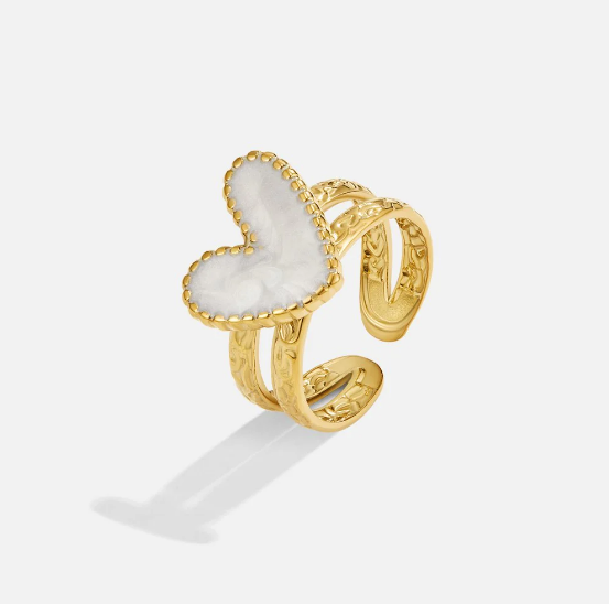 Gold Heart Motif Ring