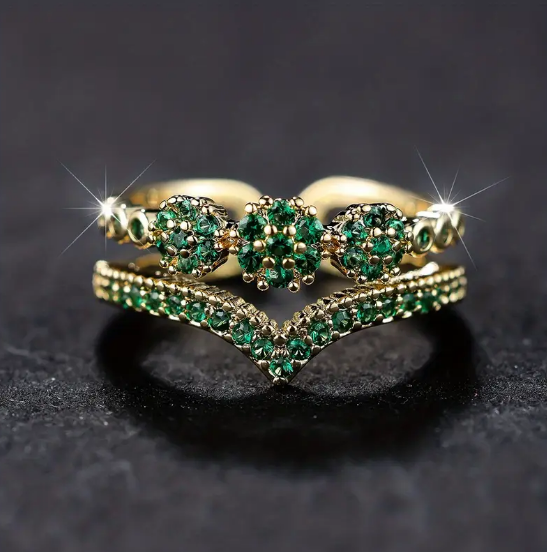 Gold Emerald Cluster Ring